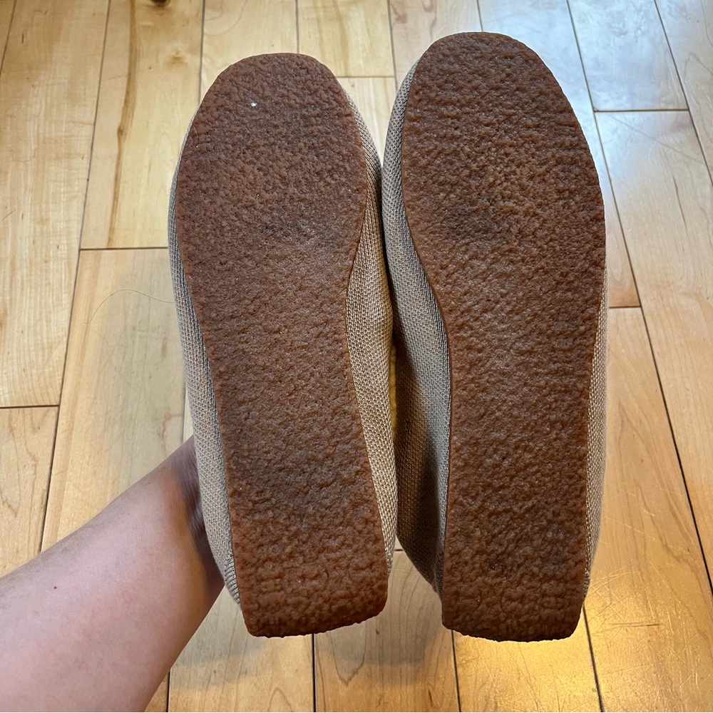Rothy’s The Slipper Shearling-Lined Tan Slippers neon green stitching size 9 - Picture 5 of 8